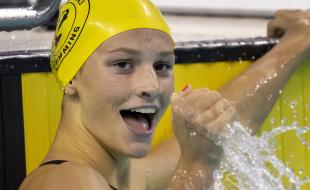 Summer McIntosh celebrates her World Record performance in the women's 400-metre individual medley at the Canadian swimming trials in Toronto on April 1, 2023. (THE CANADIAN PRESS/Frank Gunn) 